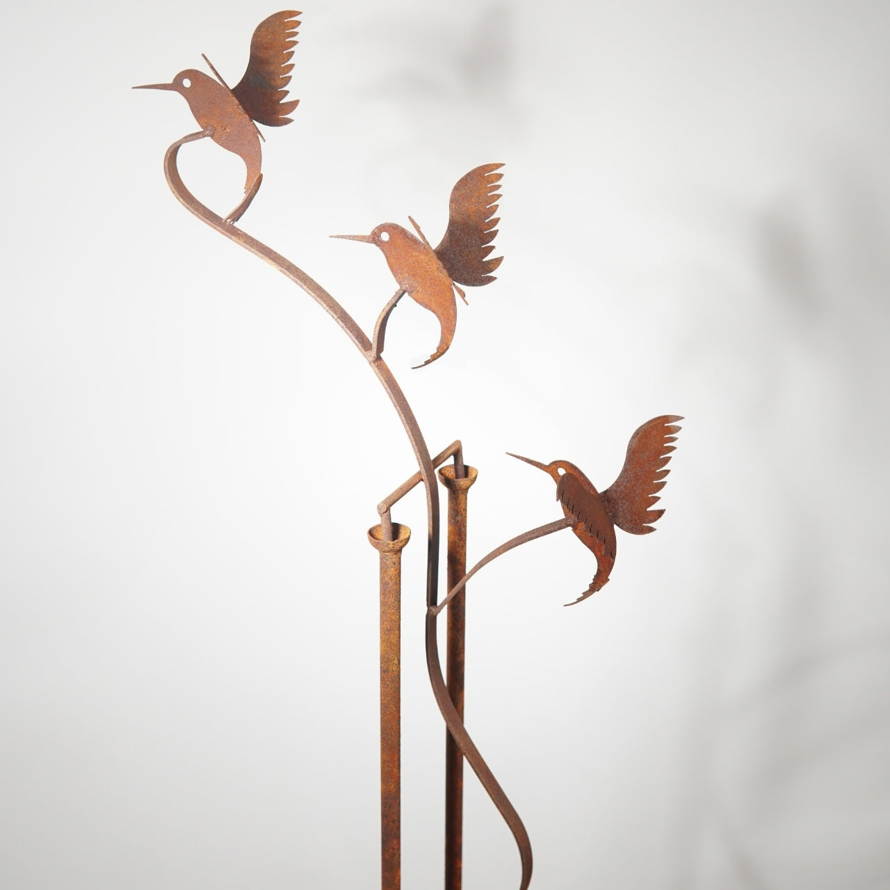 W3560-Bird - Rocking stake of hummingbird with glass ball