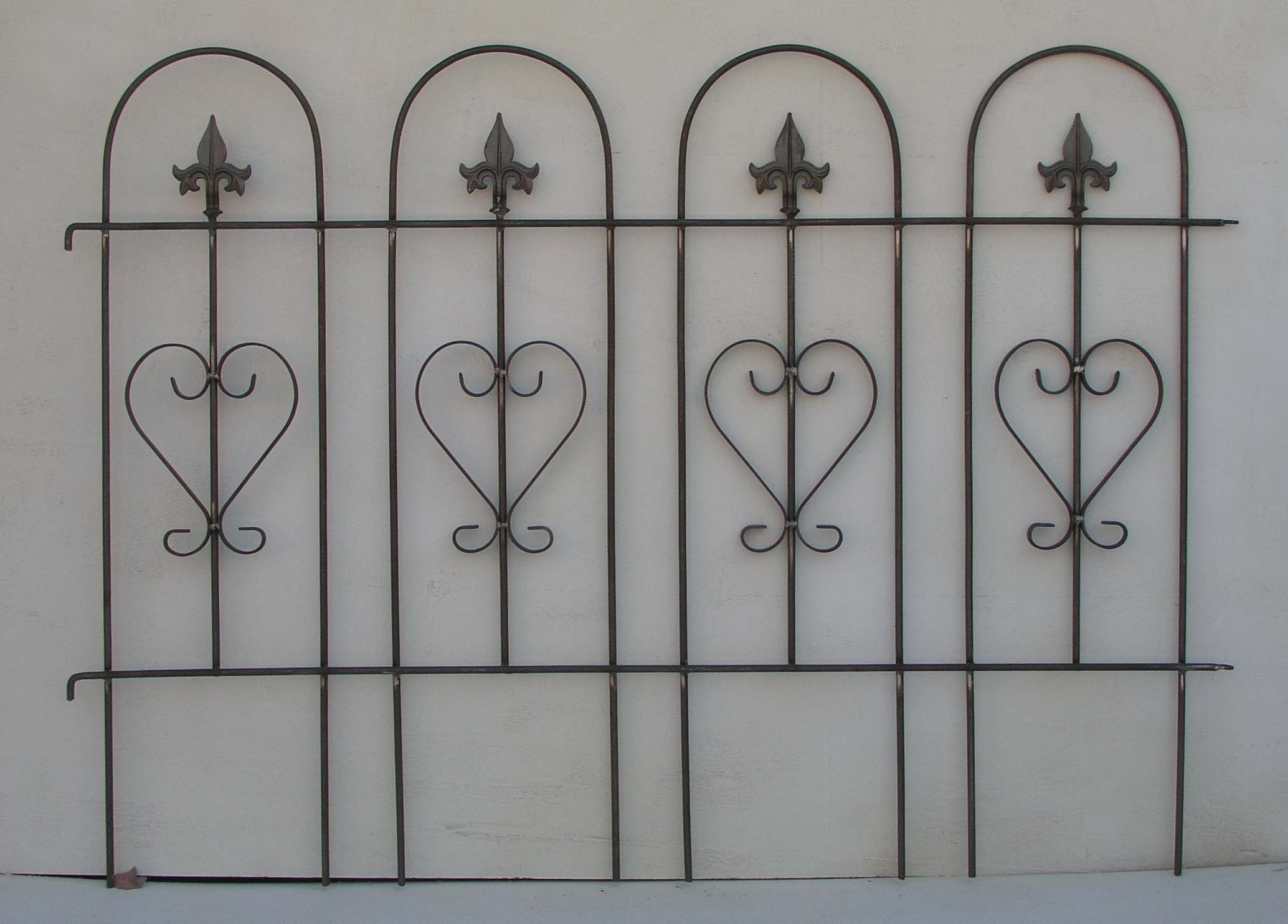 W4807 Interlocking Fence - Set of 2