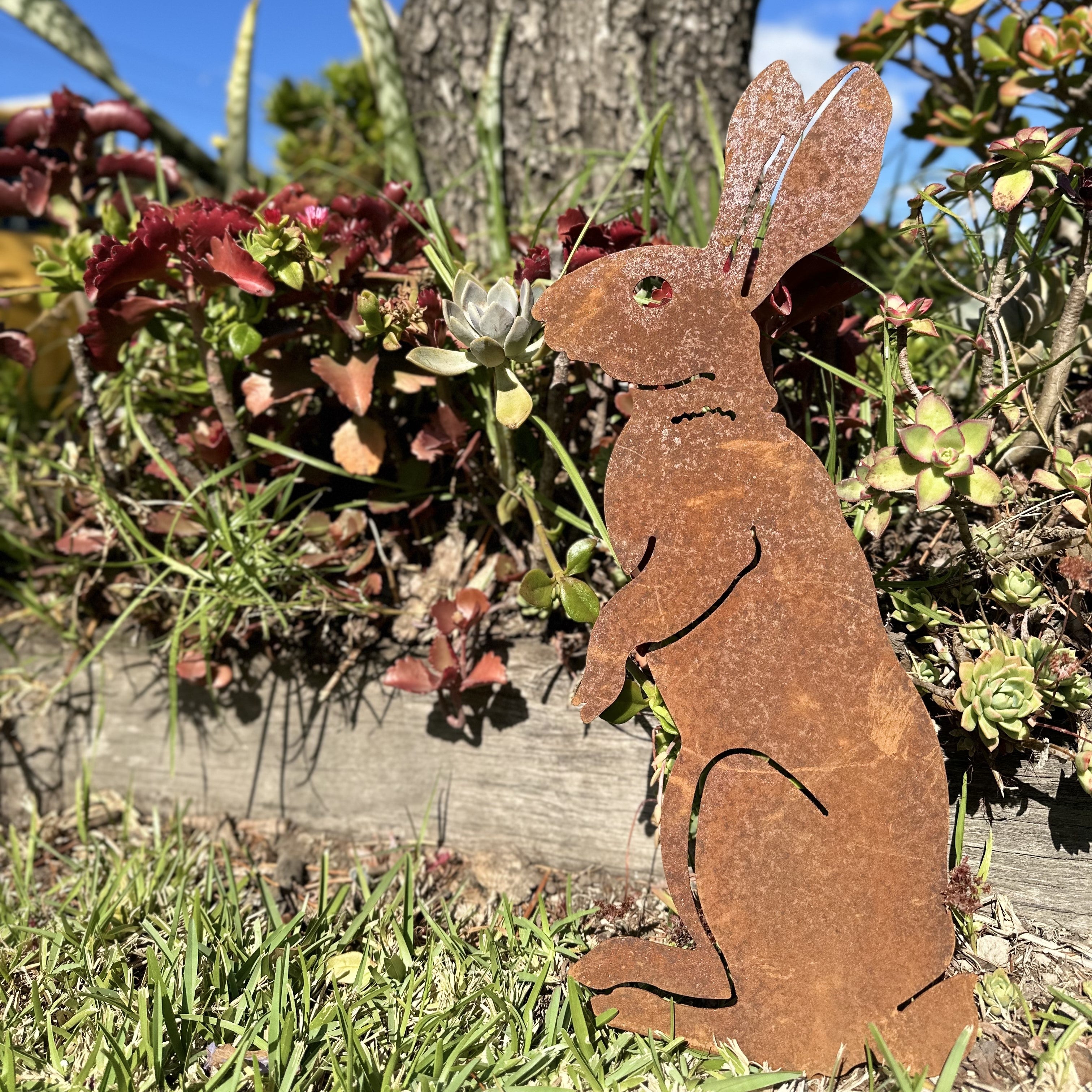 LU0222 Rabbit with screw hole base set of 3