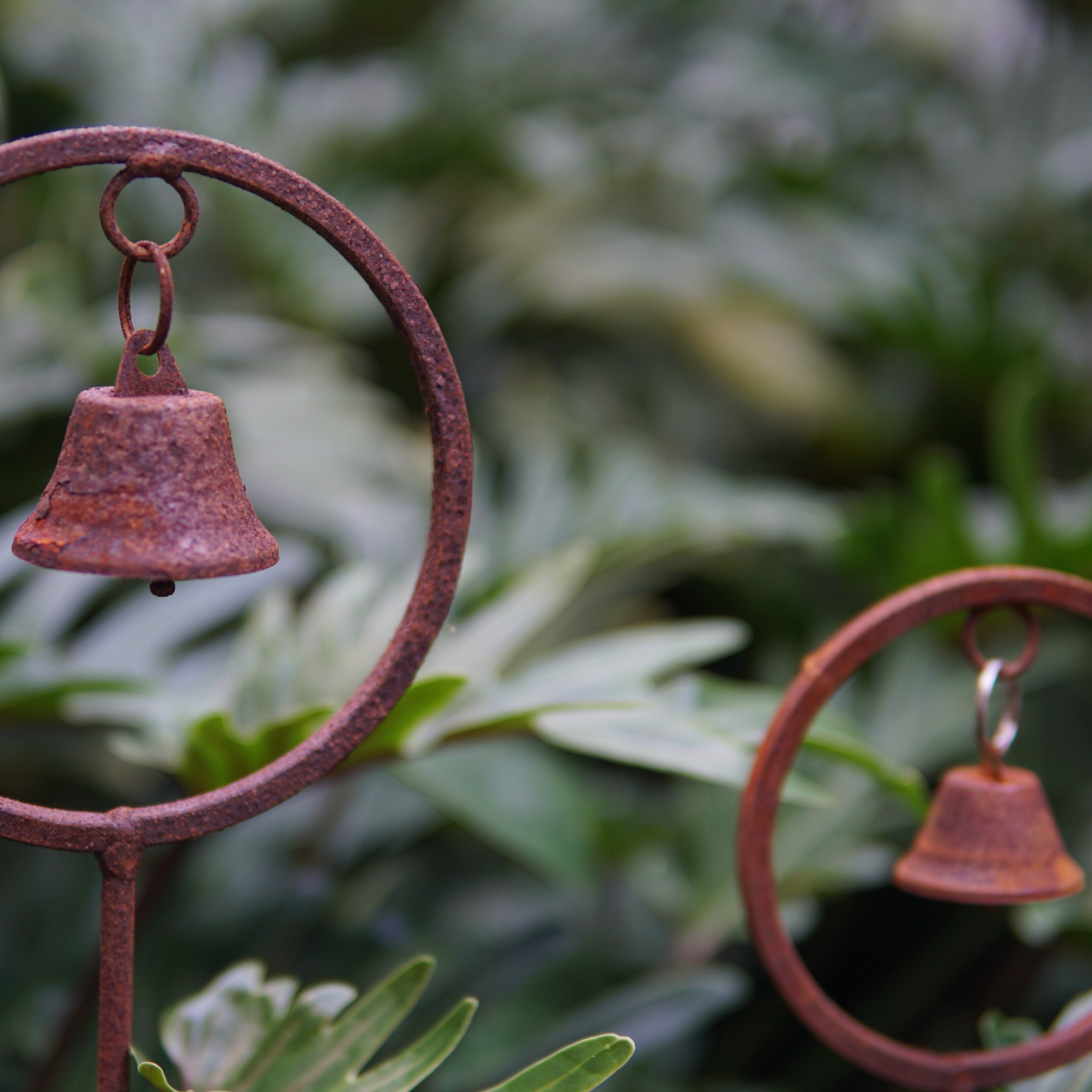 C1081-M Ring bells on stake - Set of 2