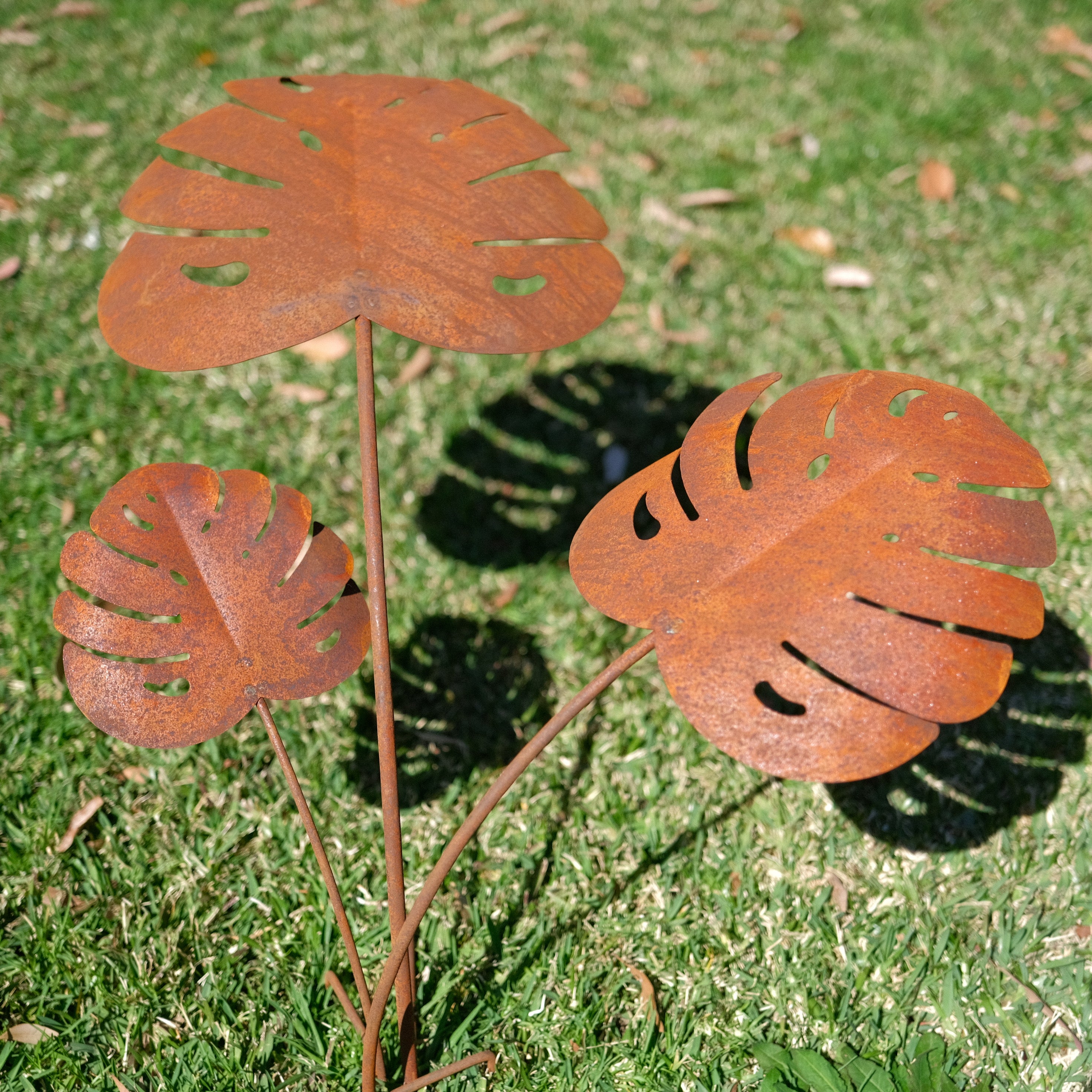 LG0013ABC - Leaves stake, Set of 3